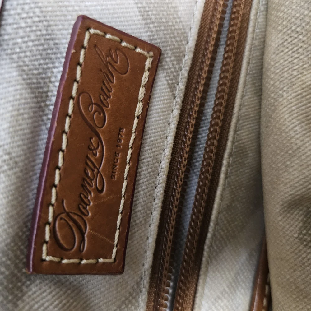 Vintage Dooney & Bourke Pebble Leather Large Handbag - Picture 8 of 16